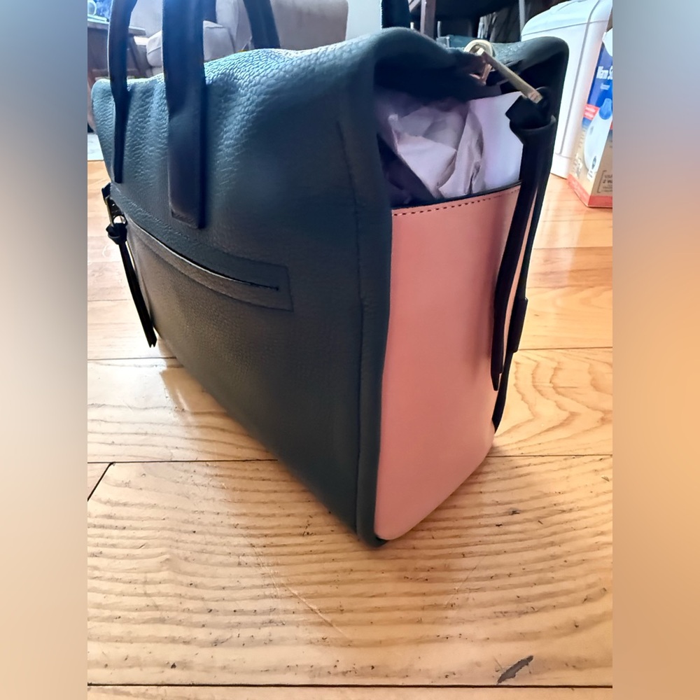 Coach Black and Green Bag - Picture 9 of 10